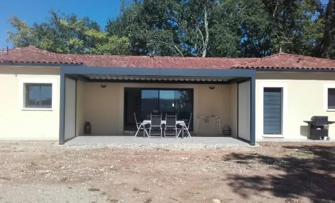 Pose de votre pergola bioclimatique en aluminium avec stores latéraux à Nègrepelisse, Nègrepelisse, Alu Project