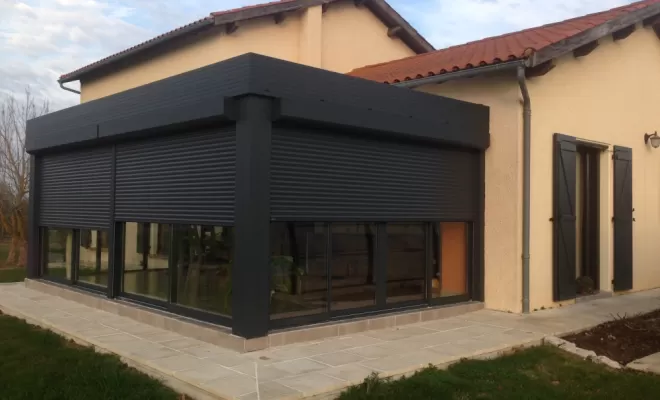 Installation de véranda avec volet roulant dans le Tarn et Garonne , Nègrepelisse, Alu Project