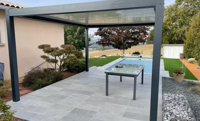 Installation d'une pergola bioclimatique en aluminium , Nègrepelisse, Alu Project