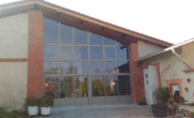Installation de façade vitrée en aluminium à Montauban, Nègrepelisse, Alu Project