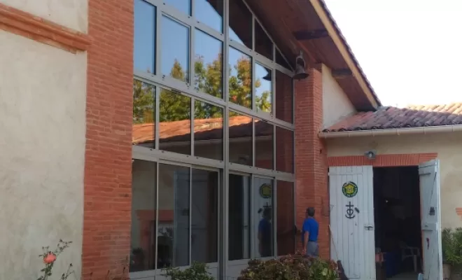 Installation de façade vitrée en aluminium à Montauban, Nègrepelisse, Alu Project